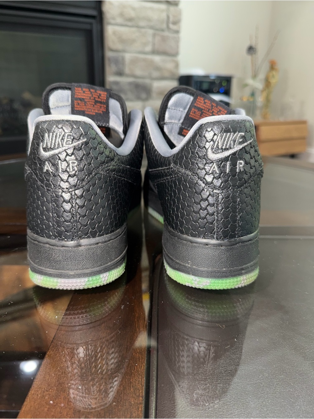 Nike Air Force 1 Low Premium "Halloween" (2023), "Headless Horseman” sneakers. - Picture 4 of 11